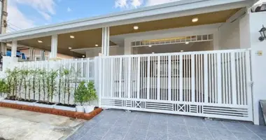 Casa 3 habitaciones en Nong Prue, Tailandia