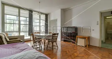 Mieszkanie 3 pokoi w Zagrzeb, Chorwacja