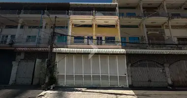 Дом в Sangkat Tuol Svay Prey Ti Muoy, Камбоджа