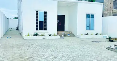 Dom 4 pokoi w Dzorwulu, Ghana