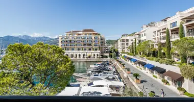 Квартира 1 комната в Тиват, Черногория