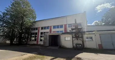 Propiedad comercial 1 282 m² en Riga, Letonia