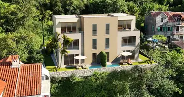 Wohnung in 7 Seaview Penthouse Kotor Bay, Montenegro
