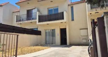 Casa 2 habitaciones en Demos Agiou Athanasiou, Chipre