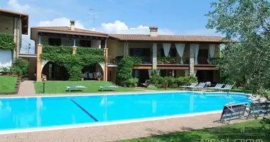 2 Schlafzimmer in Moniga del Garda, Italien