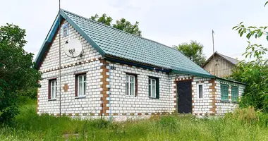 Casa en Starasvierzanski sielski Saviet, Belarús