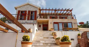 Casa 4 habitaciones en Kotor, Montenegro