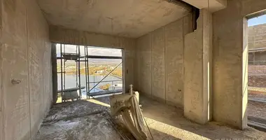 Дуплекс 3 комнаты в Farke e Vogel, Албания