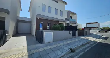 5 bedroom apartment in Kolossi Municipality, Cyprus