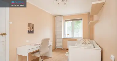 Apartamento 3 habitaciones en Vilna, Lituania