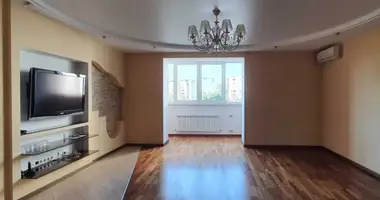 Mieszkanie 5 pokojów w Odessa, Ukraina