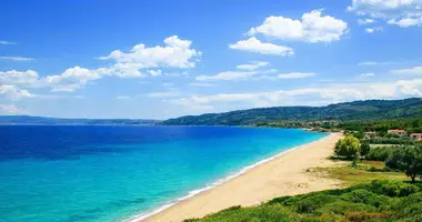 Parcela en Neos Marmaras, Grecia