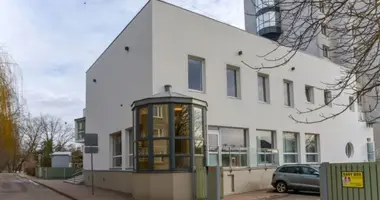 De inversiones 1 309 m² en Riga, Letonia