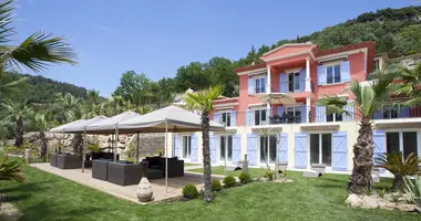 Villa 7 bedrooms in Le Cannet, France