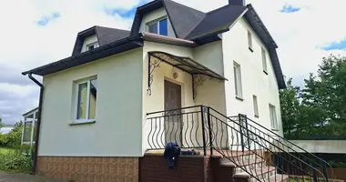 Haus in Astrosycki sielski Saviet, Belarus
