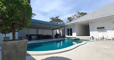 7 bedroom house in Huai Yai, Thailand