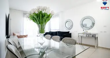 Wohnung 4 zimmer in Chadera, Israel