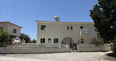 Haus 3 Schlafzimmer in Tsada, Zypern