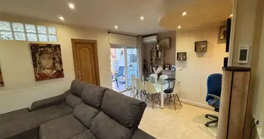 Apartamento 3 habitaciones en Torrevieja, Španjolska