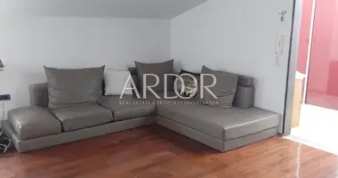 Квартира 4 спальни в Лабин, Хорватия