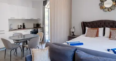 Apartamento 1 habitacion en Lustica, Montenegro