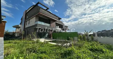 Villa 5 habitaciones en Turquía