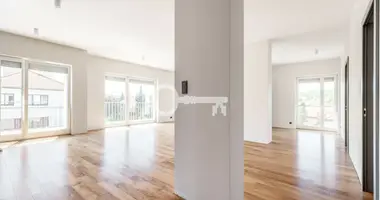 4 bedroom apartment in Warsaw, Poland