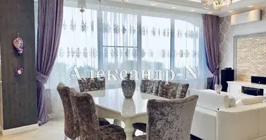 2 room apartment in Odesa, Ukraine