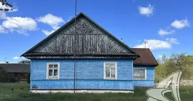 Casa en Carniany, Belarús