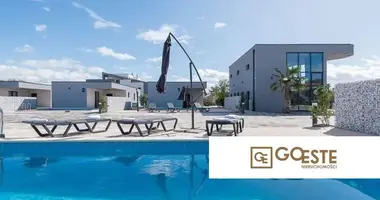 House 18 rooms in Opcina Dezanovac, Croatia