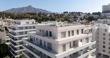 4 bedroom apartment in San Pedro Alcantara, Spain