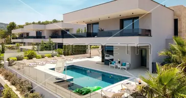 House 12 rooms in Opcina Marina, Croatia