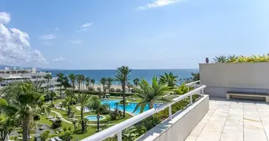 Mieszkanie 3 pokoi w Marbella, Hiszpania