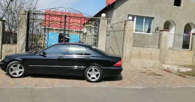 Dom 4 pokoi w Avanhard, Ukraina