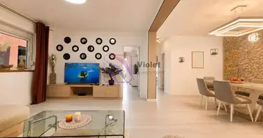 2 bedroom apartment in Petrovac, Montenegro