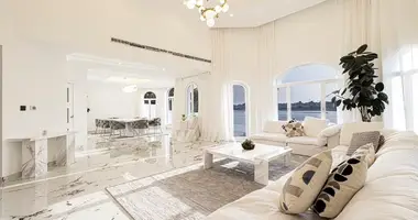 Apartamento 5 habitaciones en Dubái, Emiratos Árabes Unidos