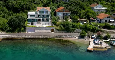 Apartment 6 bedrooms in Tivat, Montenegro