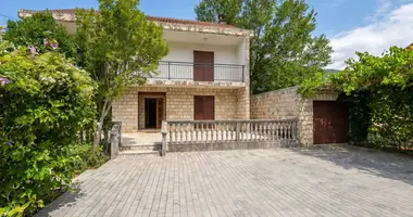 Casa 9 habitaciones en Kovacko Polje, Montenegro
