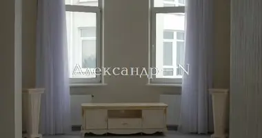 3 room apartment in Odesa, Ukraine