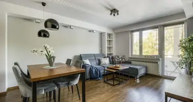 Wohnung 3 zimmer in Warschau, Polen