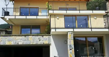 2 Schlafzimmer in Mezzegra, Italien