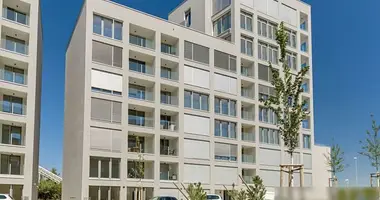 Mieszkanie 3 pokoi w Miasto Stołeczne Praga, Czechy