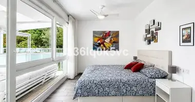 Квартира 3 спальни в Benahavis, Испания