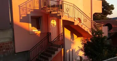 Mieszkanie 6 pokojów w Bar, Czarnogóra