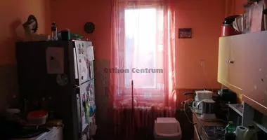 4 room house in Vencsello, Hungary