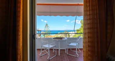 Apartamento 2 habitaciones en Saronis, Grecia