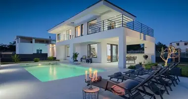 Villa 3 chambres dans Galizana, Croatie