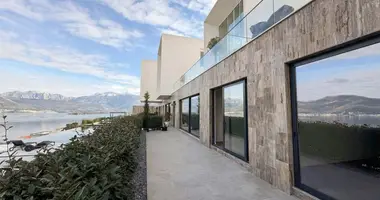 Wohnung in Tivat, Montenegro