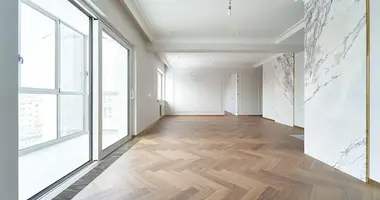 Wohnung 4 zimmer in Minsk, Belarus