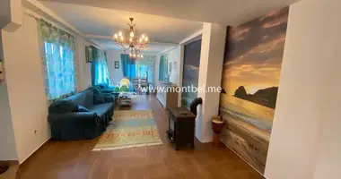 Haus 3 Schlafzimmer in Dobra Voda, Montenegro